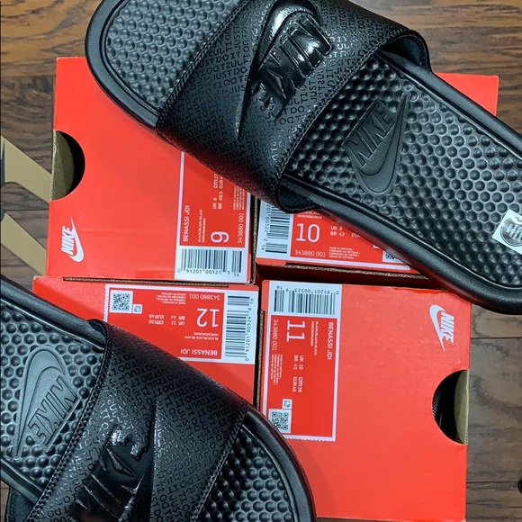 NIKE BENASSI JDI men’s SLIDES black - Picture 3 of 16